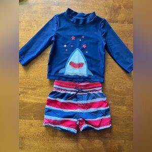 Carter’s swim trunks with matching rash guard / 9 months